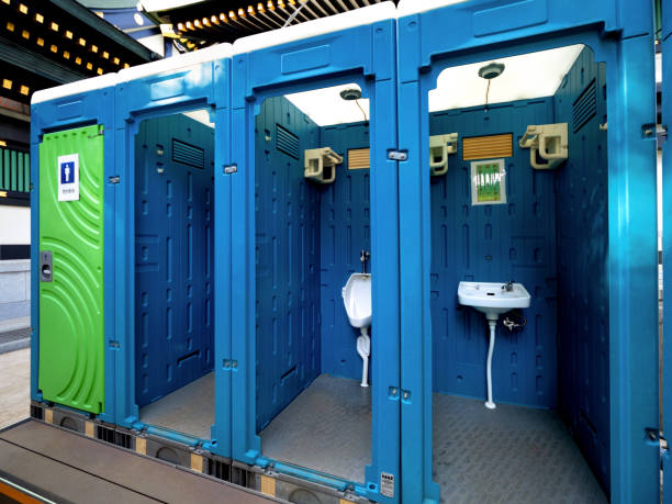 Porta potty delivery and setup in University Park, NM